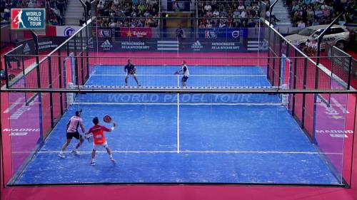 Factory Price Panoramic Padel Court with UV Resistant Grass and Durable Steel Structure