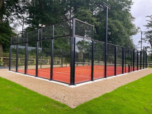 Outdoor Durable Panoramic Padel Court with Color Customized Grass and Branding Options
