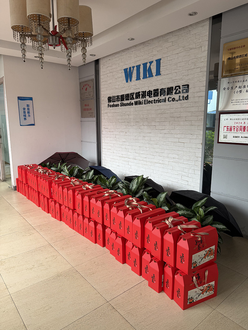 WikiCooler Celebrates Dragon Boat Festival with Team Dinner at YutaoXuan