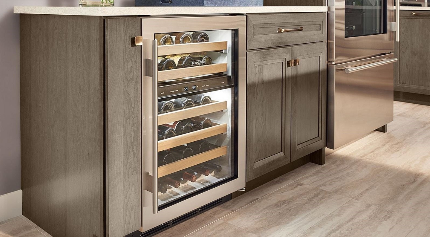 How do I choose a wine cabinet?