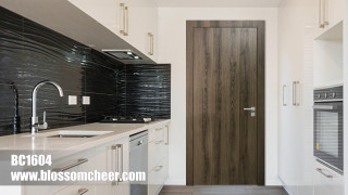 Europe Vintage Flat WPC Environmental-Friendly Paint Free Finish Door For Kitchen