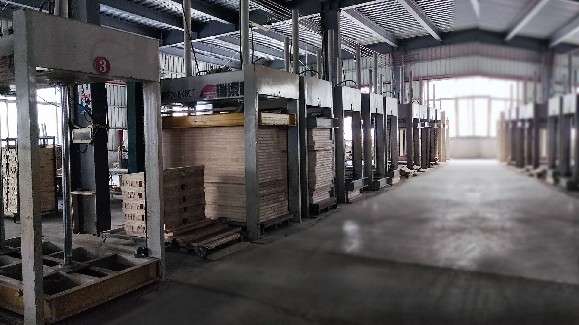 Hydraulic cold press equipment