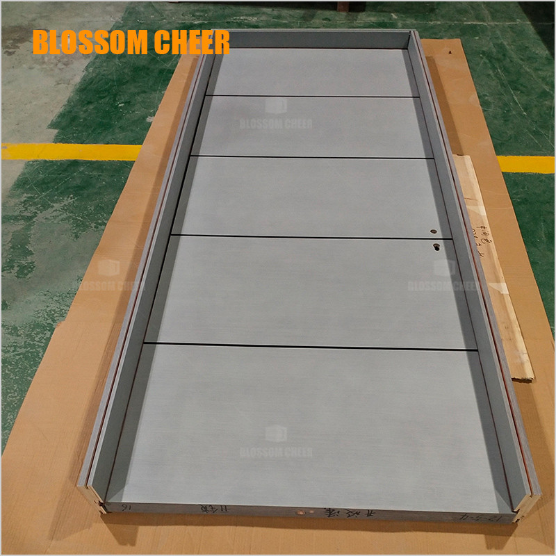The Finished Panel of gray door