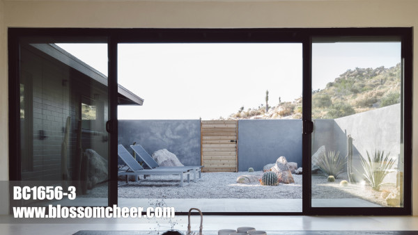 High-end Customized Huge Aluminum Glass Balcony Sliding Door For Villa Project