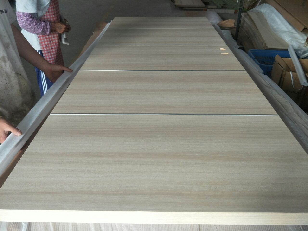 BC1621 Melamine veneer flat design with aluminum strip