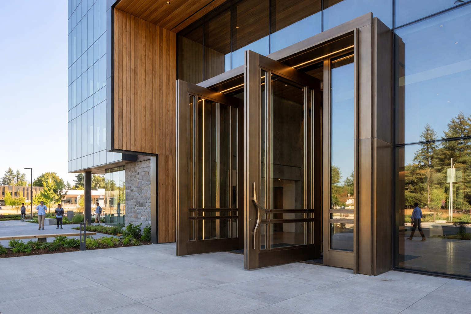 Specifying High-Performance Pivot Doors for Commercial and Large-Scale Projects