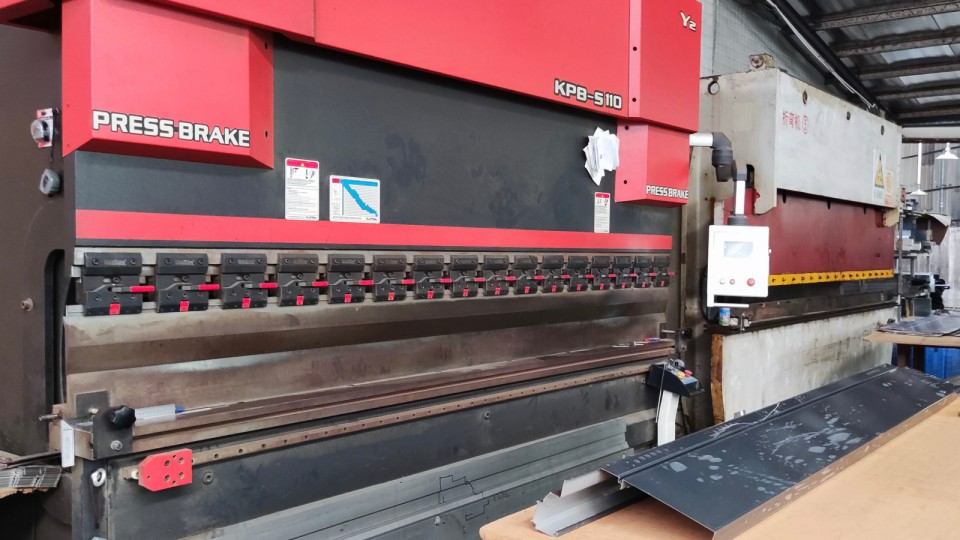 Bending Machine