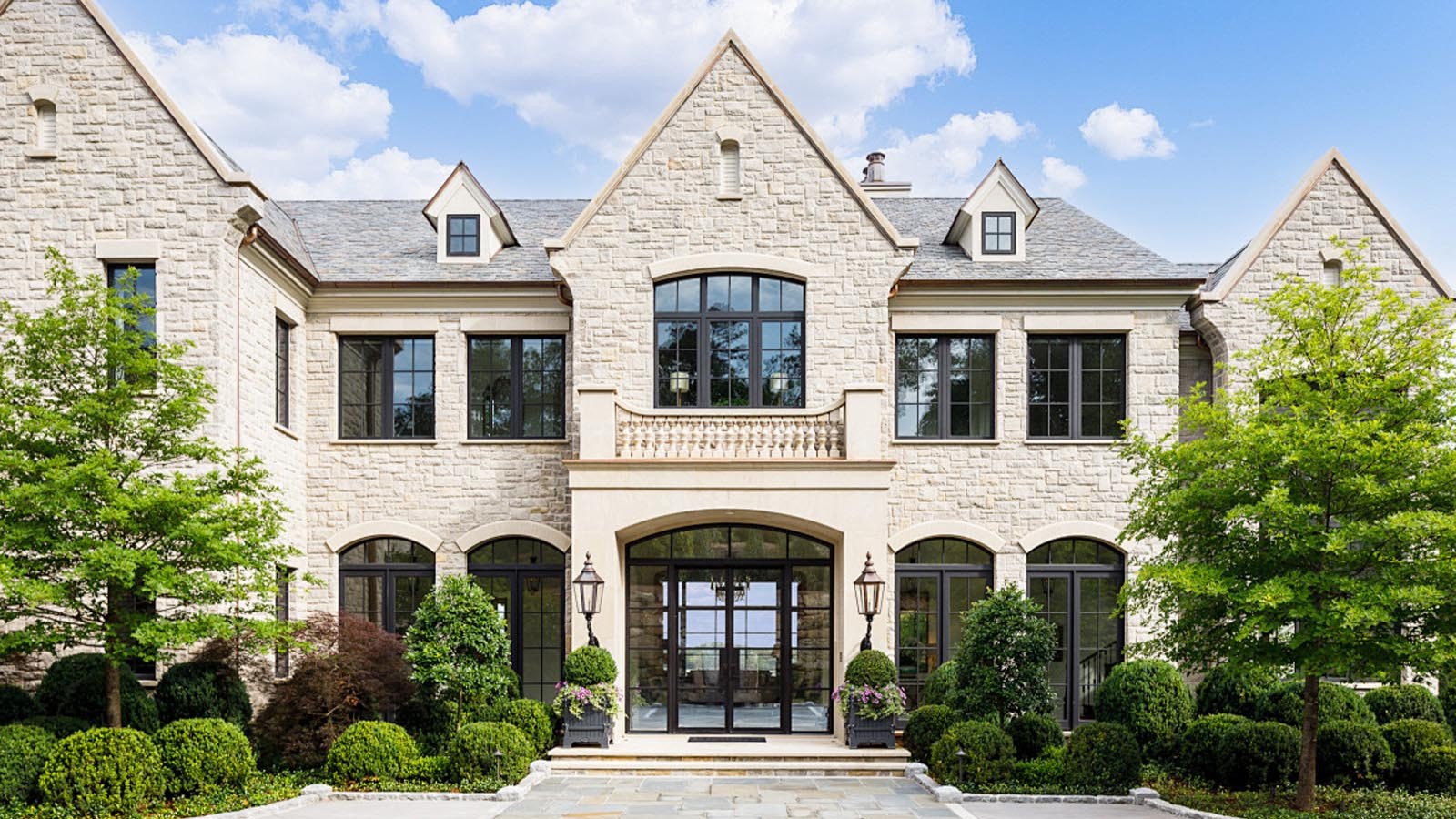 Manor Residence