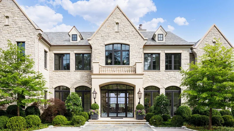 Manor Residence
