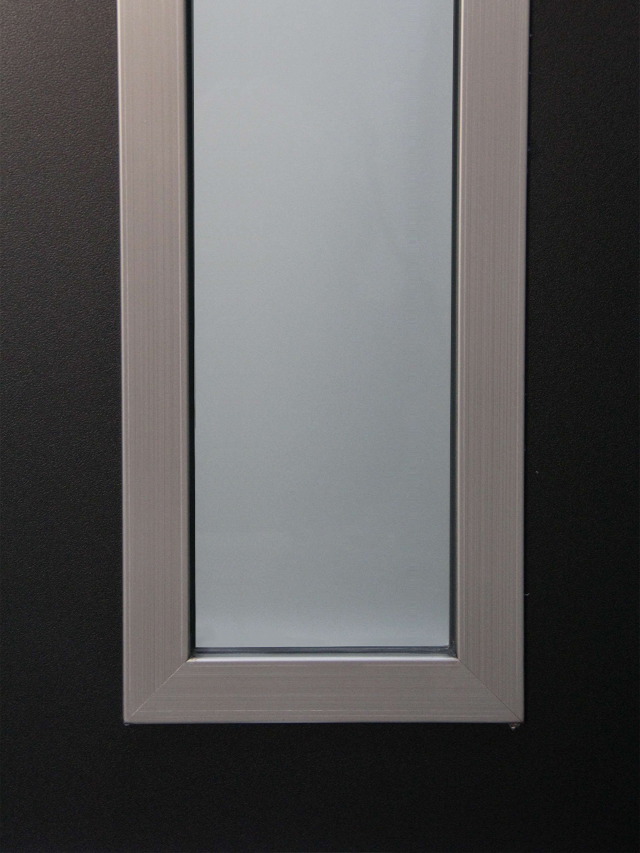 Max-Area Structural Glass Integration