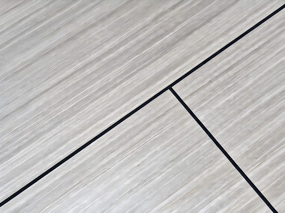 Micro inlay paint-free door decorative strip process