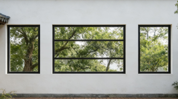 BC-130 Heavy-Duty Hurricane-Resistant Aluminum Casement Window with Integrated Screen