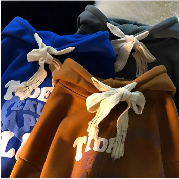 Wetowear Custom 3D Puff Print Hoodies Women's Cotton Pullover Hoodies | Wholesale Supplier