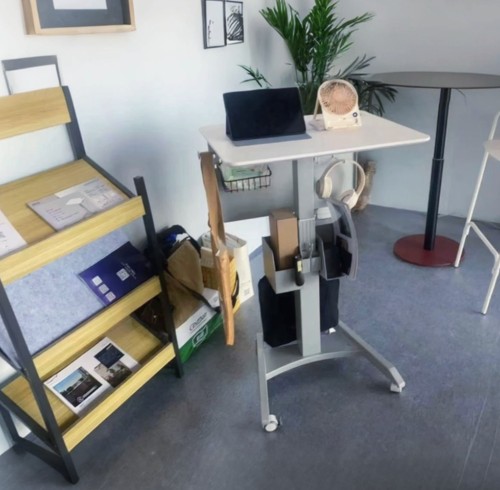 New Product Launch: Foldable Hydraulic Lifting Podium Debuts at Chengdu Educational Equipment Exhibition to Empower Campus Space Upgrade
