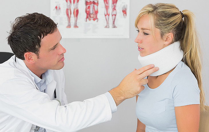 Soportes para el cuello personalizados: rehabilitación y prevención de lesiones
