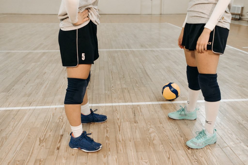Volleyball knee pad
