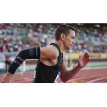 Why Do Athletes Wear Sleeves on One Arm? A Quick Guide