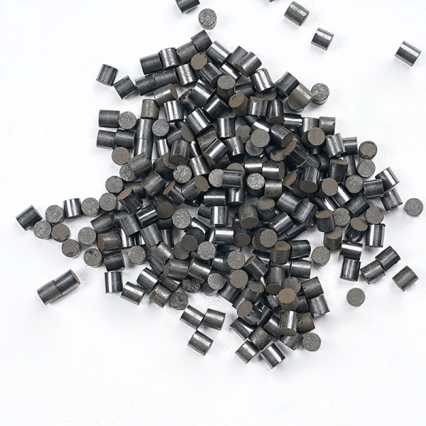 Pre-reforming Catalysts with Good Low Temerature Activity for Pre-Refroming Process