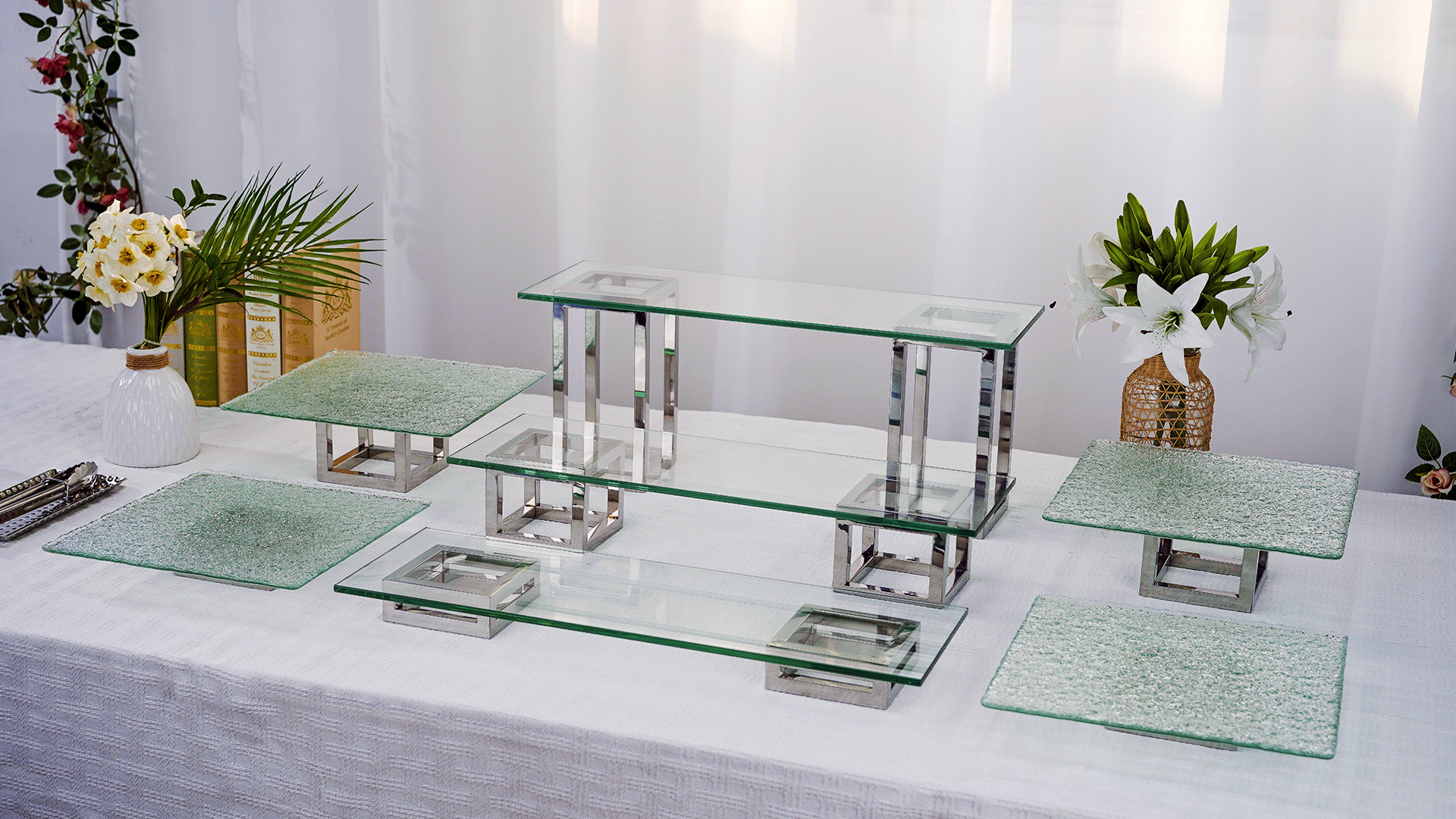 PYEIN® Steel Square Tube Frame Glass Dessert Stand