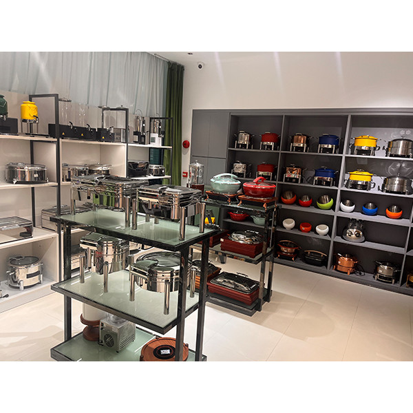 Professional Chafing Dish Heater & Cookware Showroom Display