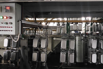 Cleaning process for finished stainless steel buffet equipment