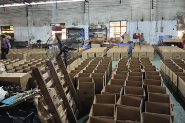 Packaging of finished buffet equipment for export orders