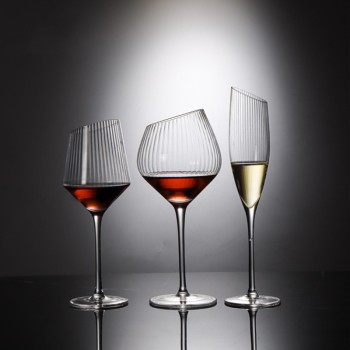 New product ideas 2024 bevel oblique cut ribbed goblet best selling modern red colored wine glasses