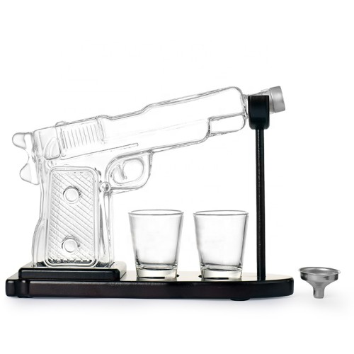 Hot Popular Pistol decanter set with 2 glass Whiskey Decanter Set glass whiskey bottle gun decanter