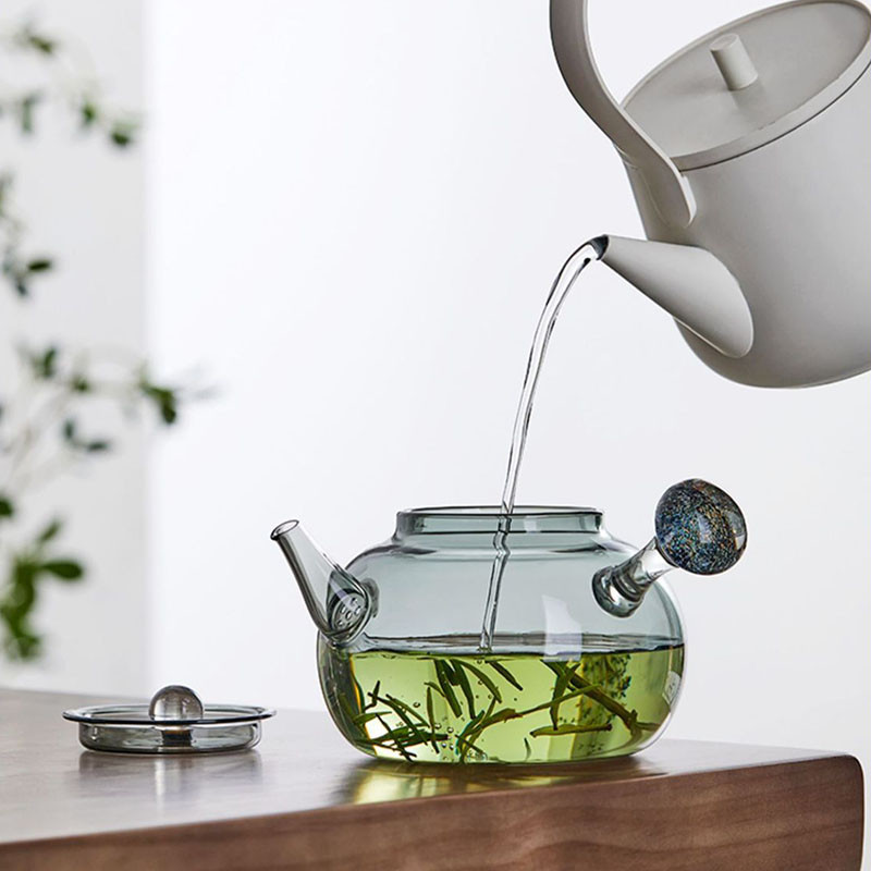 glass teapot