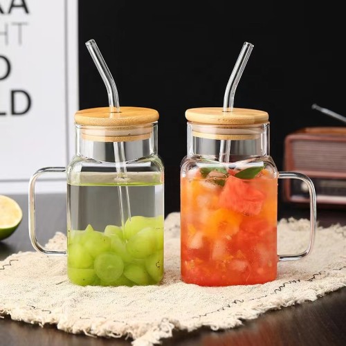 New Style High Borosilicate Glass Cup with Straw and Bamboo Lid Custom Shaped straw cup