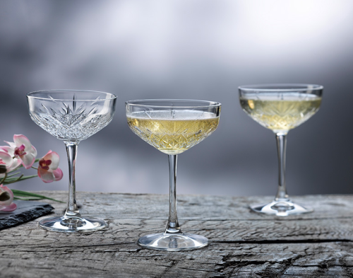 2024 New Bar Party Modern Fancy Cocktail Glasses Designed Clear stemless champagne glasses