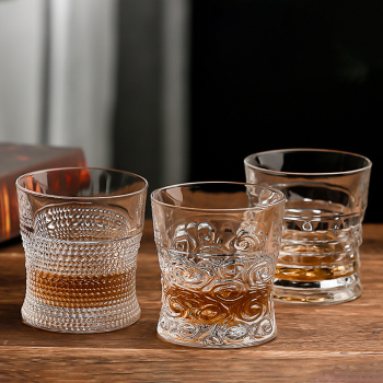 Different design whiskey glasses cheap glass bar crystal clear whisky glass cup whiskey glasses