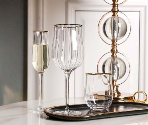 Hot Selling 2024 Handmade Tulip Shape Ribbed Goblet Champagne Gold Rim ColoredCocktail Glasses
