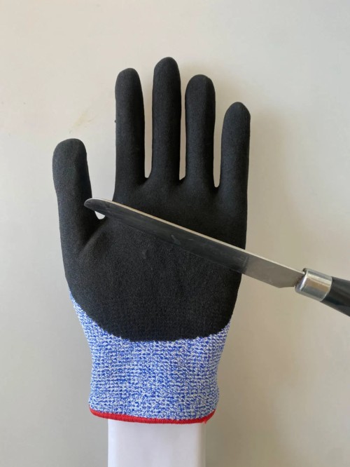 N-D133 CE Ukca Anti Slip Oil Resistant Hppe Fiber Level 5 with Nitrile Coated Anti Cut Safety Work Gloves for Construction Industry