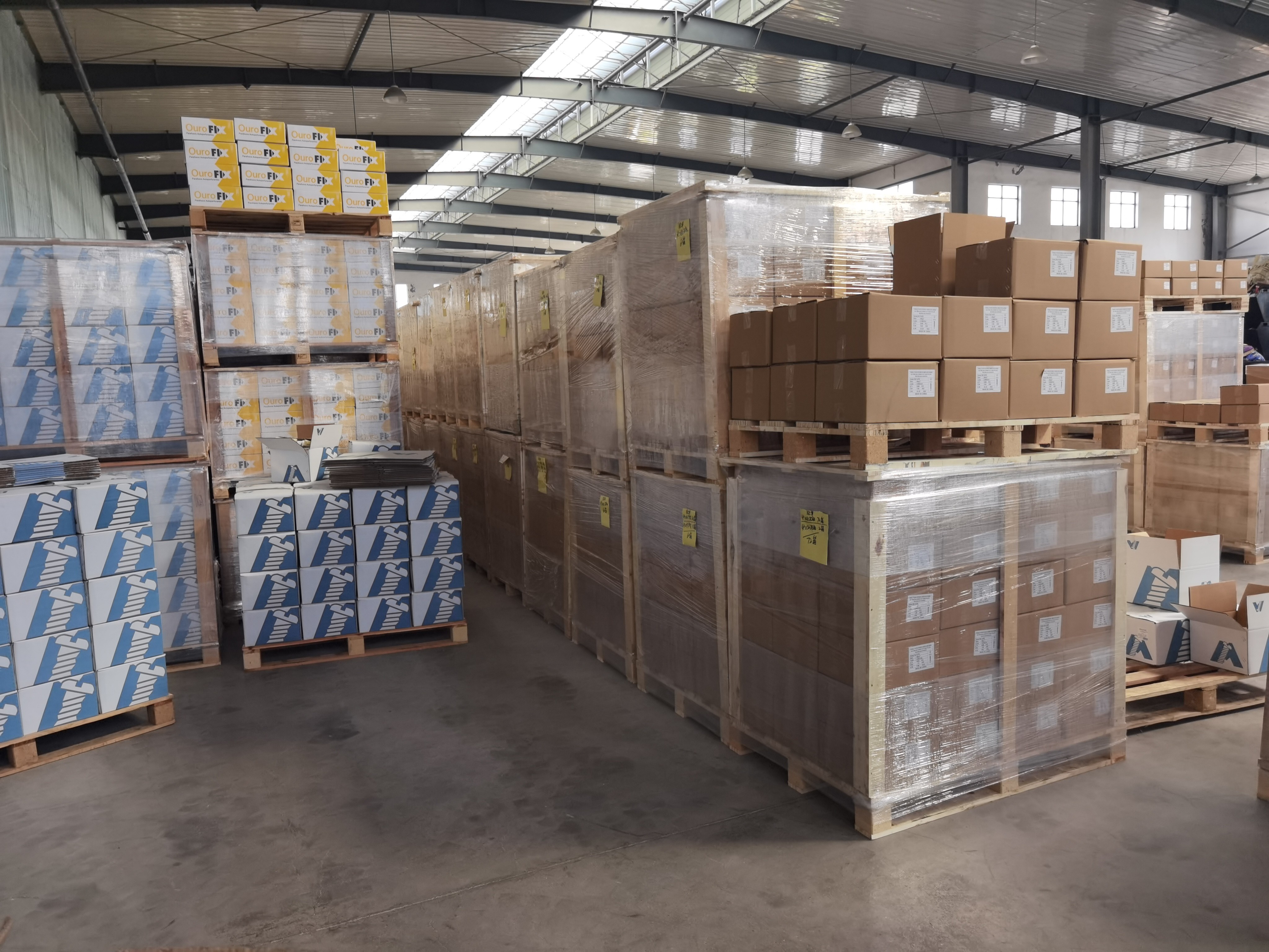 Before the Spring Festival, the production line runs at full capacity to ensure timely supply and orderly delivery, making it easy to cope with logistics peaks