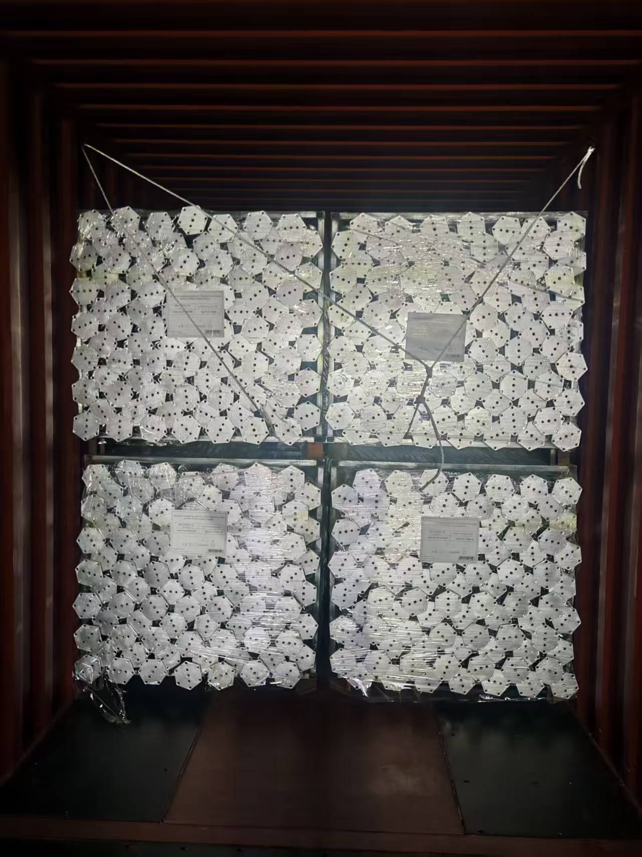 Rush Shipments of Spiral Ground Screws Ahead of Chinese New Year Holiday