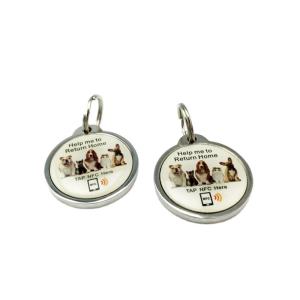 Etiqueta de identificación NFC para mascotas con código QR y URL imprimible y personalizada para seguimiento de perros y gatos.