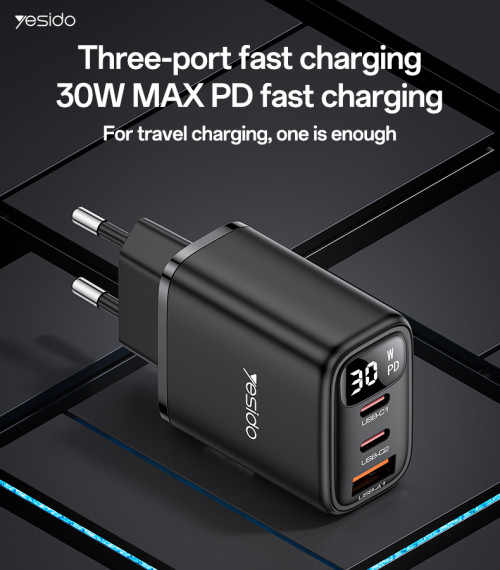 YC69 PD 30W Fast Charging 2*TC & USB Three Ports Smart Digital Display EU Standard Fast Charger