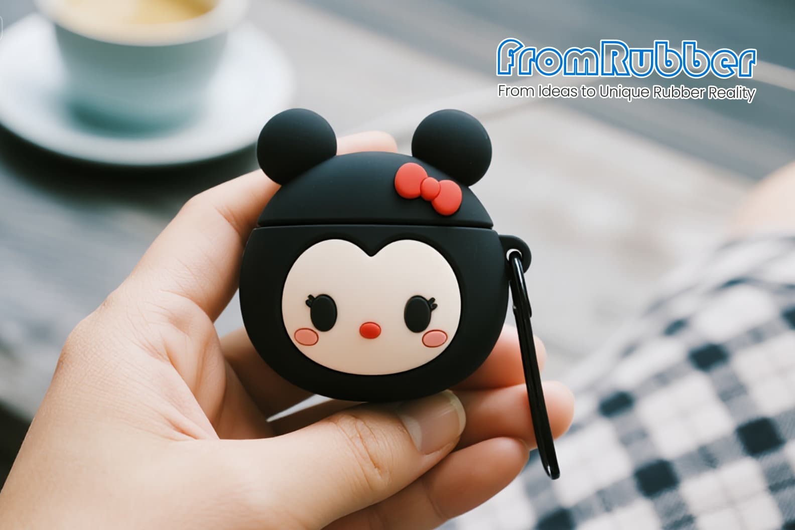 Silicone Earphone Case with Hook and Lanyard