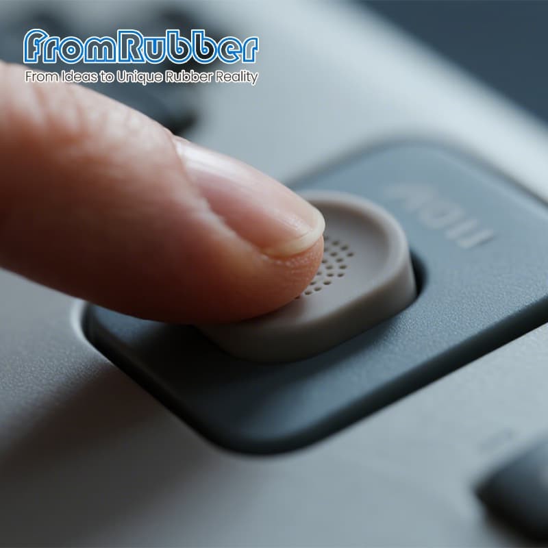 What are the standard actuation force and travel specifications for a silicone keypad?