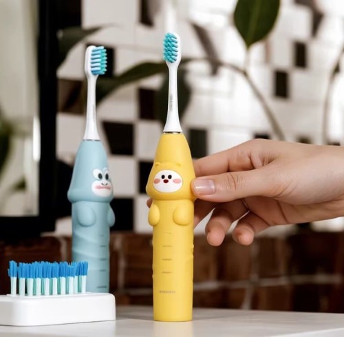 "It's So Cool" – Why More Women Are Using Cartoon Silicone Cases on Their Adult Electric Toothbrushes