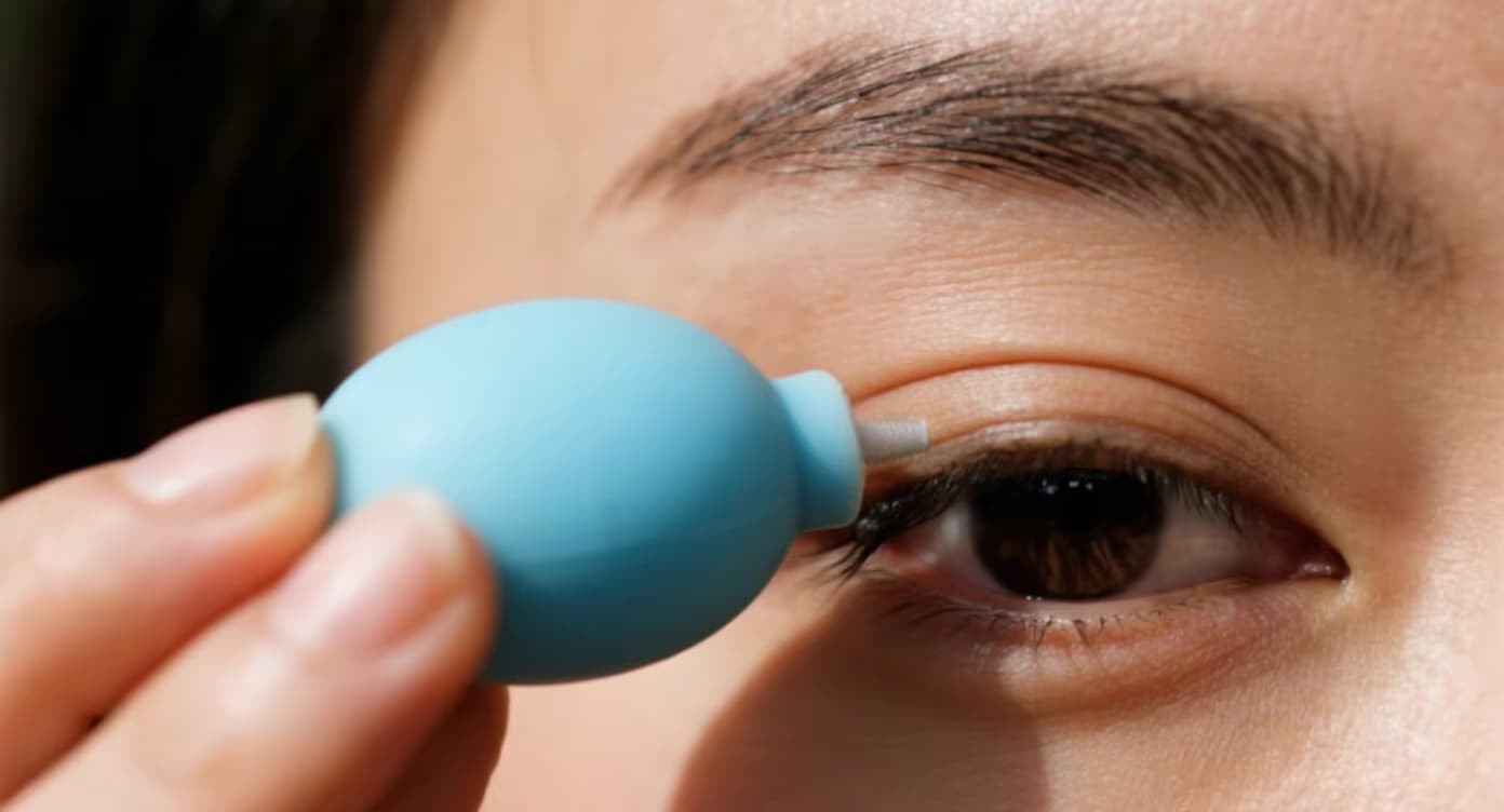 Custom silicone cleaning ball for eyelash extension artists – gentle, reusable, and salon-friendly by FromRubber