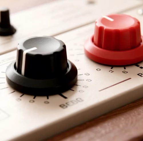 Insert Molding Metal Threads or Contacts in Plastic Switch Knob Caps