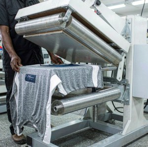 Heat Transfer Silicone Labels for Clothing | Custom Manufacturer