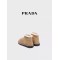 Prada/普拉达女士三角形徽标饰羊皮毛短靴靴子