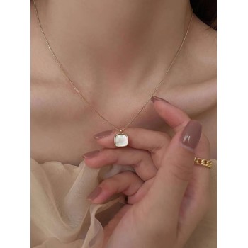 轻奢小众方形贝壳项链女夏设计感百搭简约锁骨链ins冷淡风配饰品