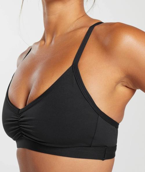 Front Hollow Out Rear Scrunch Sports Bra Manufacturer  | Criss-Cross Back Padded Strappy Sports Bras supplier