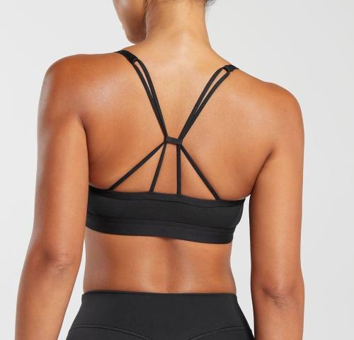 Front Hollow Out Rear Scrunch Sports Bra Manufacturer  | Criss-Cross Back Padded Strappy Sports Bras supplier