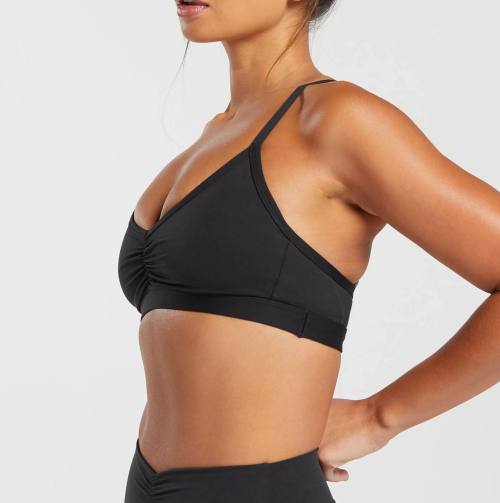 Front Hollow Out Rear Scrunch Sports Bra Manufacturer  | Criss-Cross Back Padded Strappy Sports Bras supplier