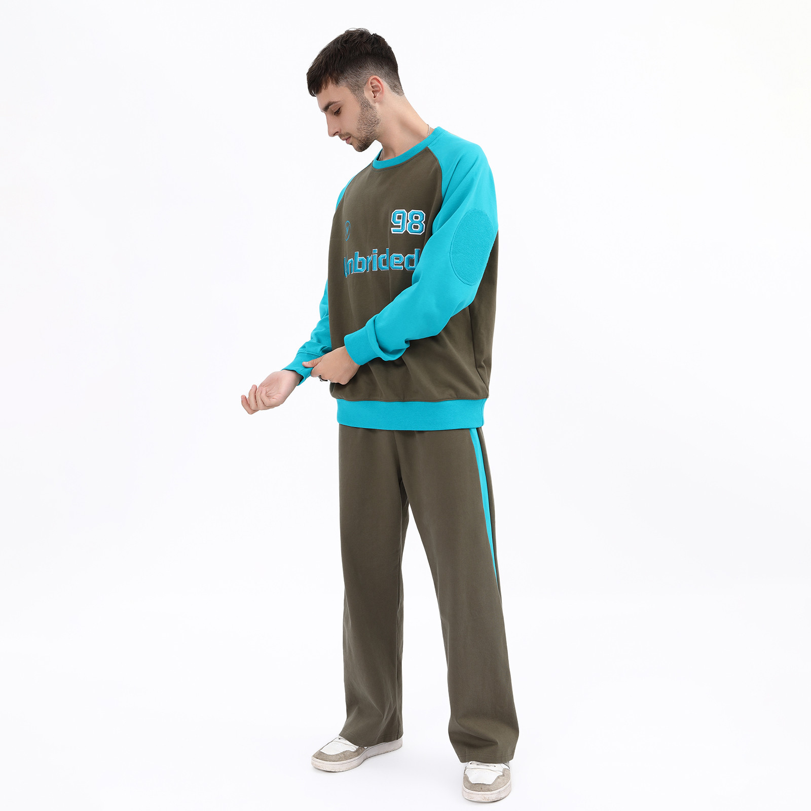 Custom Embroidery Tracksuit Manufacturer